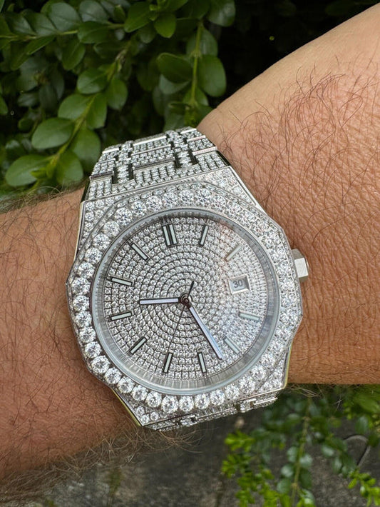 Reloj Ghost Watch Automático con Moissanita 23.5ct - Piedras Grandes - 44mm