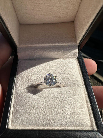 Anillo de Compromiso 2 CT Moissanite en Oro solido (Blanco ó Amarillo) de 14 Kilates