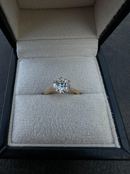 Anillo de Compromiso 2 CT Moissanite en Oro solido (Blanco ó Amarillo) de 14 Kilates